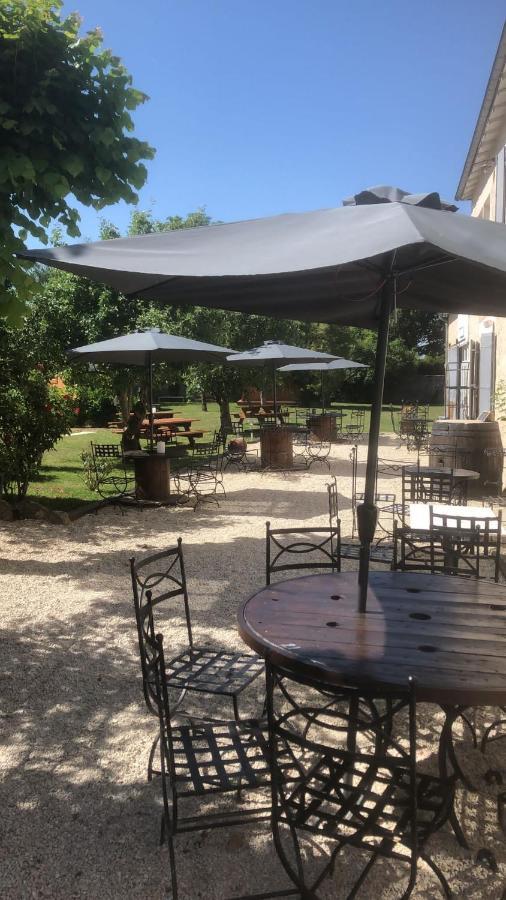 Bed and Breakfast Le Relais D'Aulnay Aulnay  Экстерьер фото