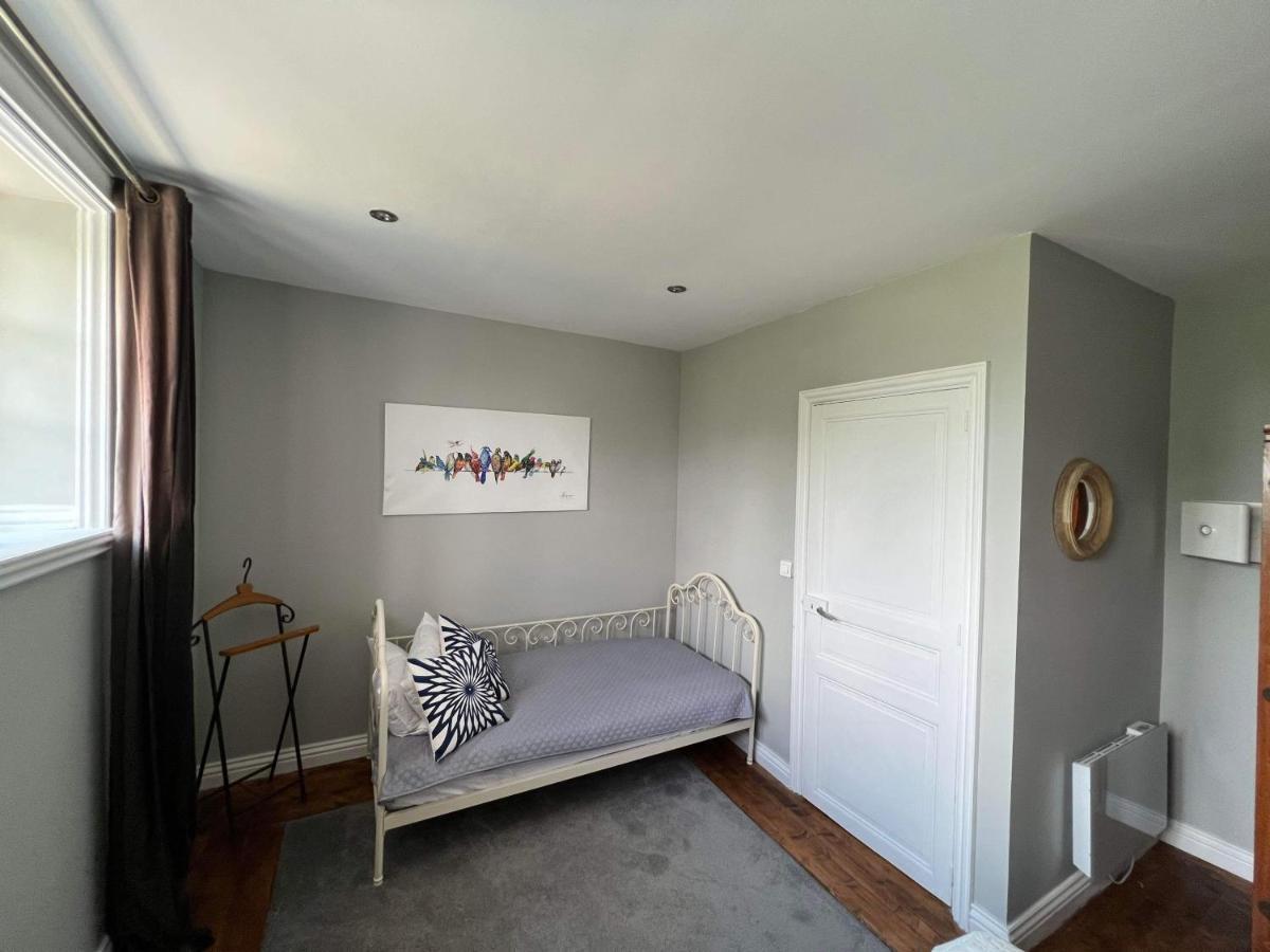 Bed and Breakfast Le Relais D'Aulnay Aulnay  Экстерьер фото